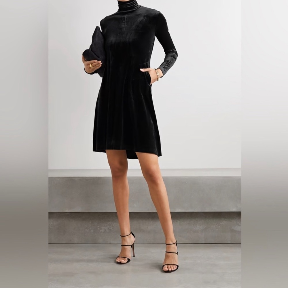 NORMA KAMALI BLACK VELVET STRETCH LONG SLEEVE MOCK TURTLE SWING DRESS SIZE SMALL